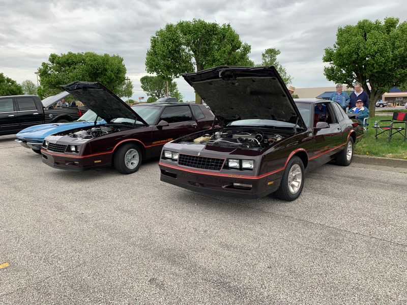 Illustration for article titled Last night’s cruise-in.